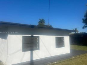 6750 Allen St, Hollywood FL 33024