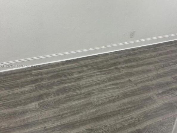 6750 Allen St, Hollywood FL 33024