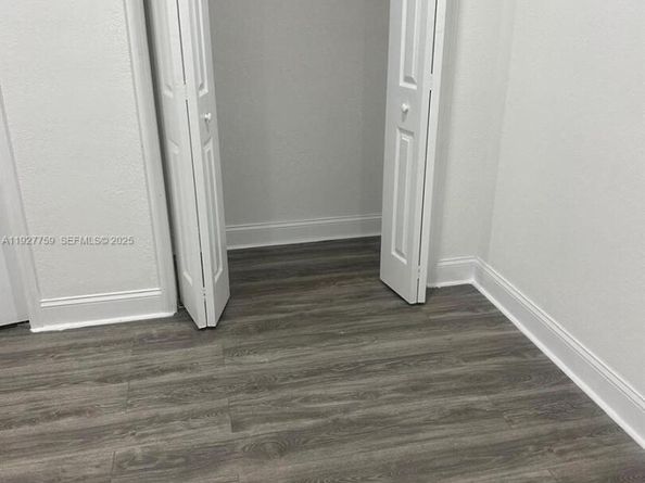 6750 Allen St, Hollywood FL 33024