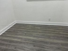 6750 Allen St, Hollywood FL 33024