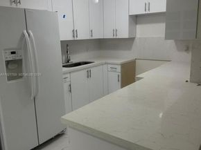 6750 Allen St, Hollywood FL 33024