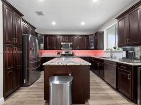 1776 NW 78th Ave, Pembroke Pines FL 33024