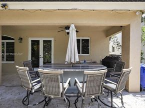 1776 NW 78th Ave, Pembroke Pines FL 33024
