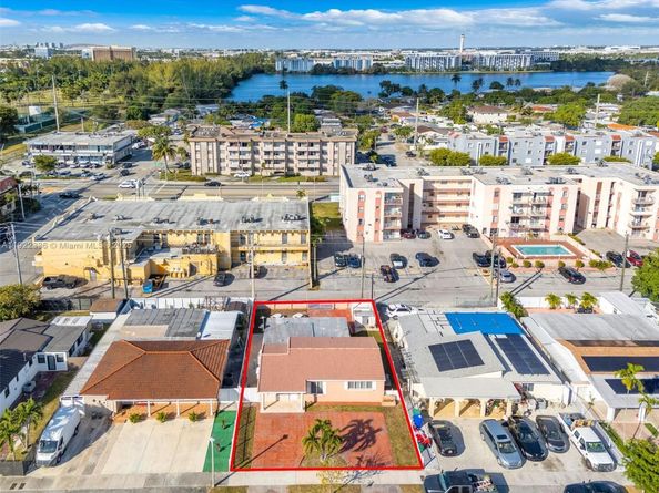 6841 SW 1st St, Miami FL 33144