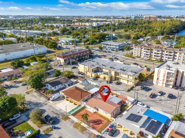 6841 SW 1st St, Miami FL 33144