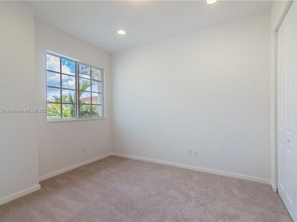 2664 SW 81st Ter 2666, Miramar FL 33025