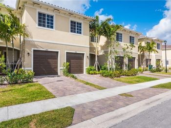 2664 SW 81st Ter
