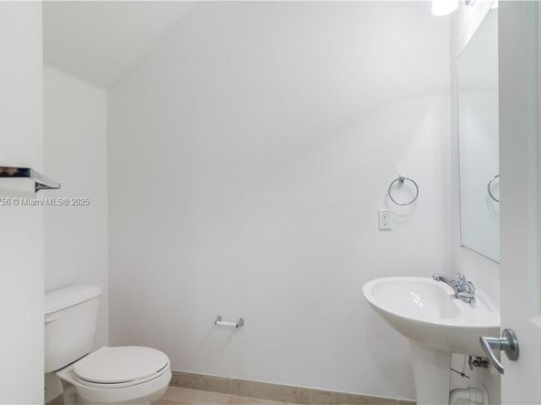 2664 SW 81st Ter 2666, Miramar FL 33025