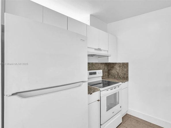 137 NW 29th Ave, Fort Lauderdale FL 33311