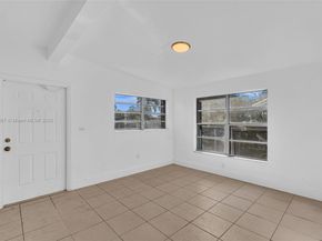 137 NW 29th Ave, Fort Lauderdale FL 33311