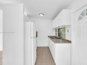 137 NW 29th Ave, Fort Lauderdale FL 33311