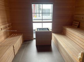 601 NE 1st Av 3104, Miami FL 33132
