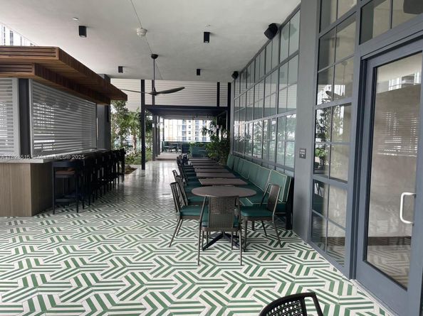 601 NE 1st Av 3104, Miami FL 33132