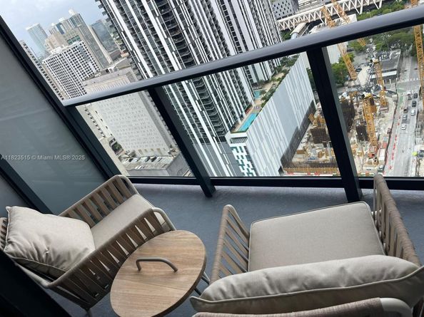 601 NE 1st Av 3104, Miami FL 33132