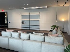 601 NE 1st Av 3104, Miami FL 33132