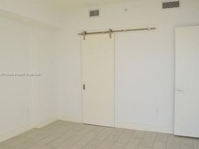 2000 Metropica Way 1206, Sunrise FL 33323