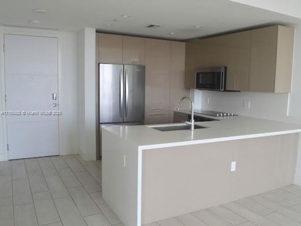 2000 Metropica Way 1206, Sunrise FL 33323