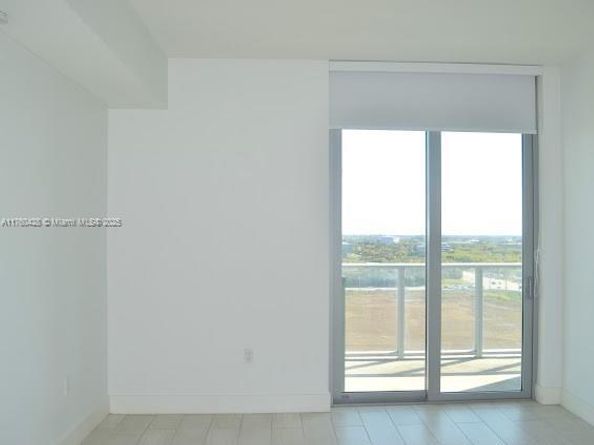 2000 Metropica Way 1206, Sunrise FL 33323