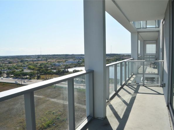 2000 Metropica Way 1206, Sunrise FL 33323