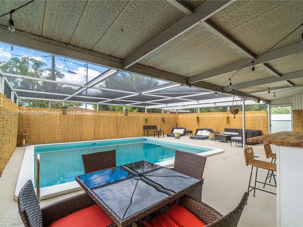 13405 NW 6th Ave, North Miami FL 33168