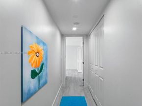 137 Golden Isles Dr 305, Hallandale Beach FL 33009