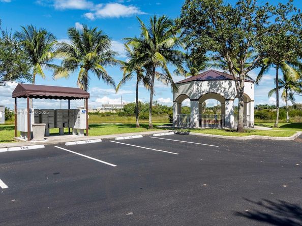 4351 SW 160th Ave 200, Miramar FL 33027