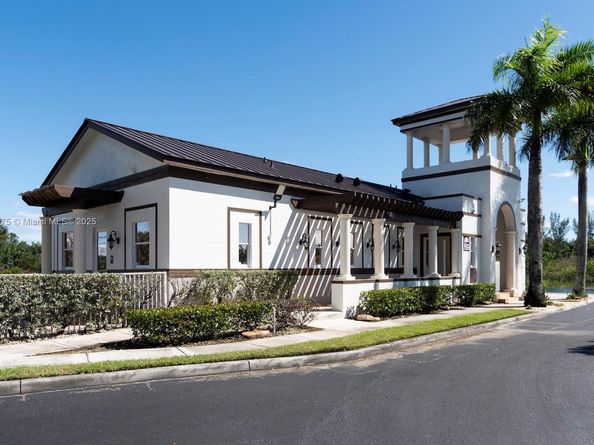 4351 SW 160th Ave 200, Miramar FL 33027