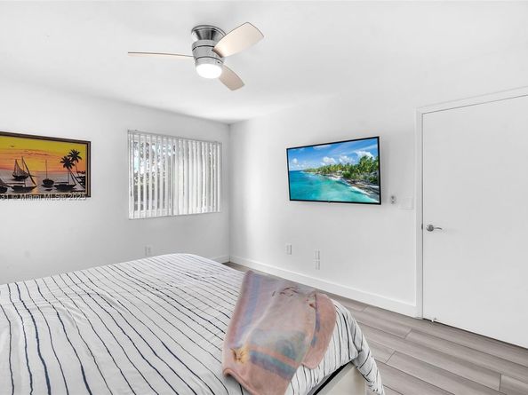 9525 Weldon Cir H305, Tamarac FL 33321