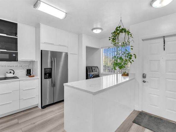 9525 Weldon Cir H305, Tamarac FL 33321