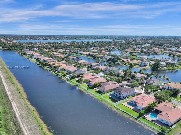 3360 SW 195th Ter, Miramar FL 33029