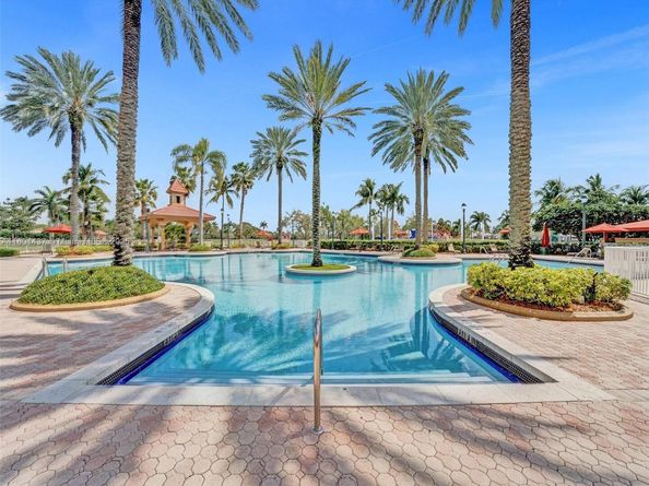 3360 SW 195th Ter, Miramar FL 33029