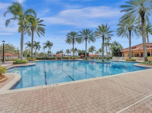 3360 SW 195th Ter, Miramar FL 33029