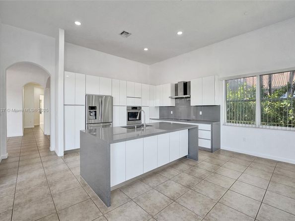 3360 SW 195th Ter, Miramar FL 33029