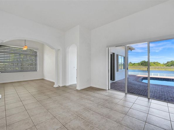 3360 SW 195th Ter, Miramar FL 33029