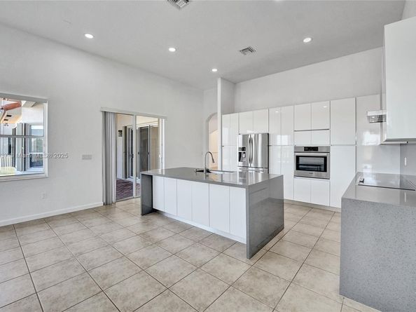3360 SW 195th Ter, Miramar FL 33029