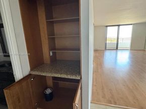 2500 Parkview Dr 1210, Hallandale Beach FL 33009