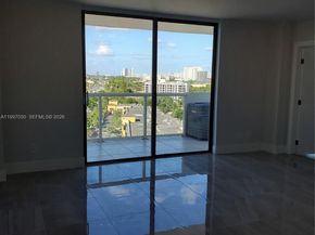 13499 Biscayne Blvd 1105, North Miami FL 33181
