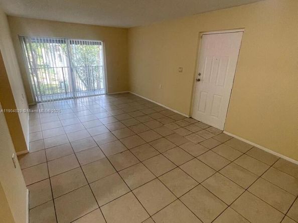 1186 Lake Terry Dr H, West Palm Beach FL 33411