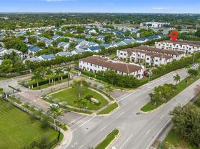 403 NE 212th St, Miami FL 33179