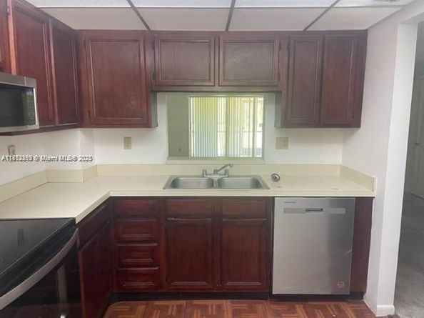 1100 NW 87th Ave 104, Coral Springs FL 33071