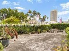 200 76th St 59, Miami Beach FL 33141