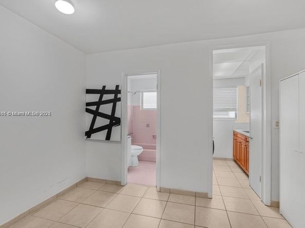 200 76th St 59, Miami Beach FL 33141