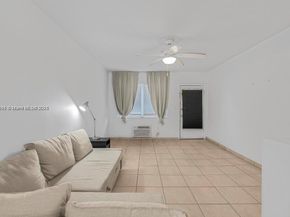 200 76th St 59, Miami Beach FL 33141