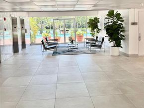 401 Golden Isles Dr 701, Hallandale Beach FL 33009