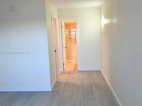 401 Golden Isles Dr 701, Hallandale Beach FL 33009