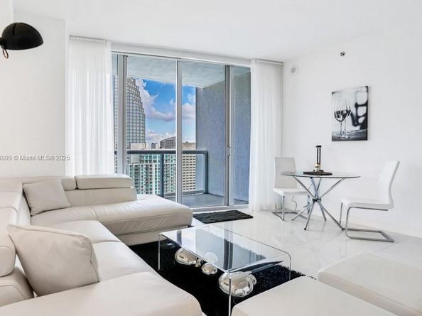 475 Brickell Ave 4310, Miami FL 33131