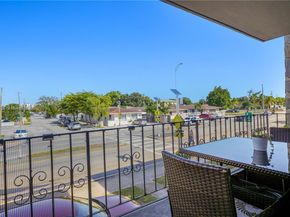 5100 W Flagler St 201, Miami FL 33134