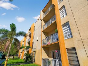 4841 NW 7th St 3094, Miami FL 33126