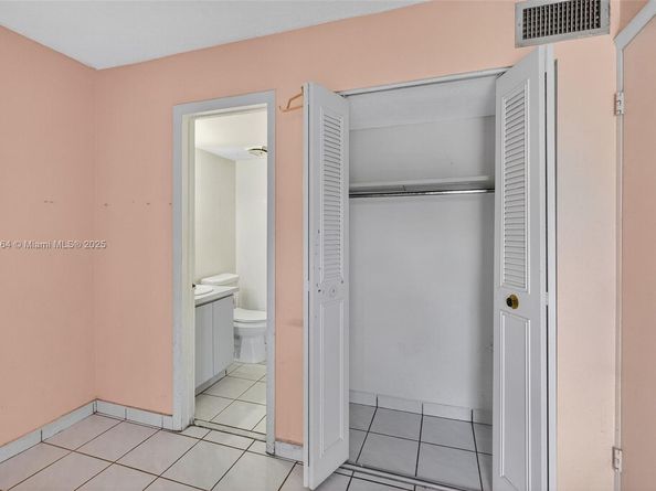 4841 NW 7th St 3094, Miami FL 33126