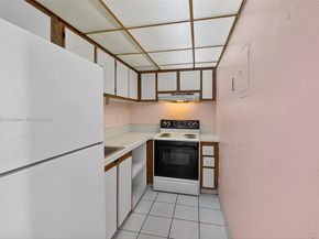 4841 NW 7th St 3094, Miami FL 33126